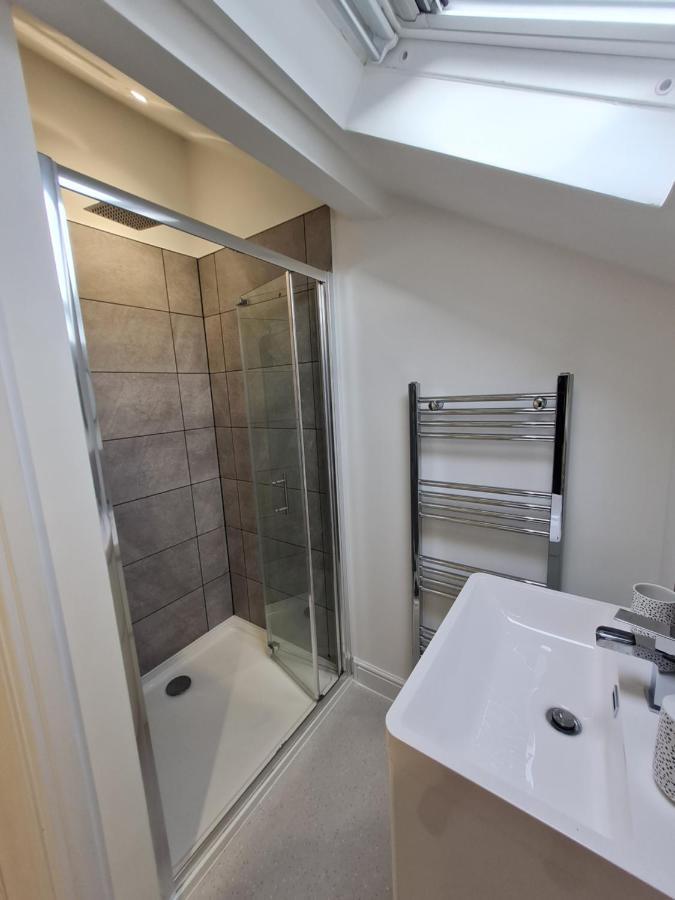 Perfect Location 3 Bed Serviced Apartment With Bike Storage For Bpw. Close To Brecon Beacons Merthyr Tydfil Eksteriør bilde
