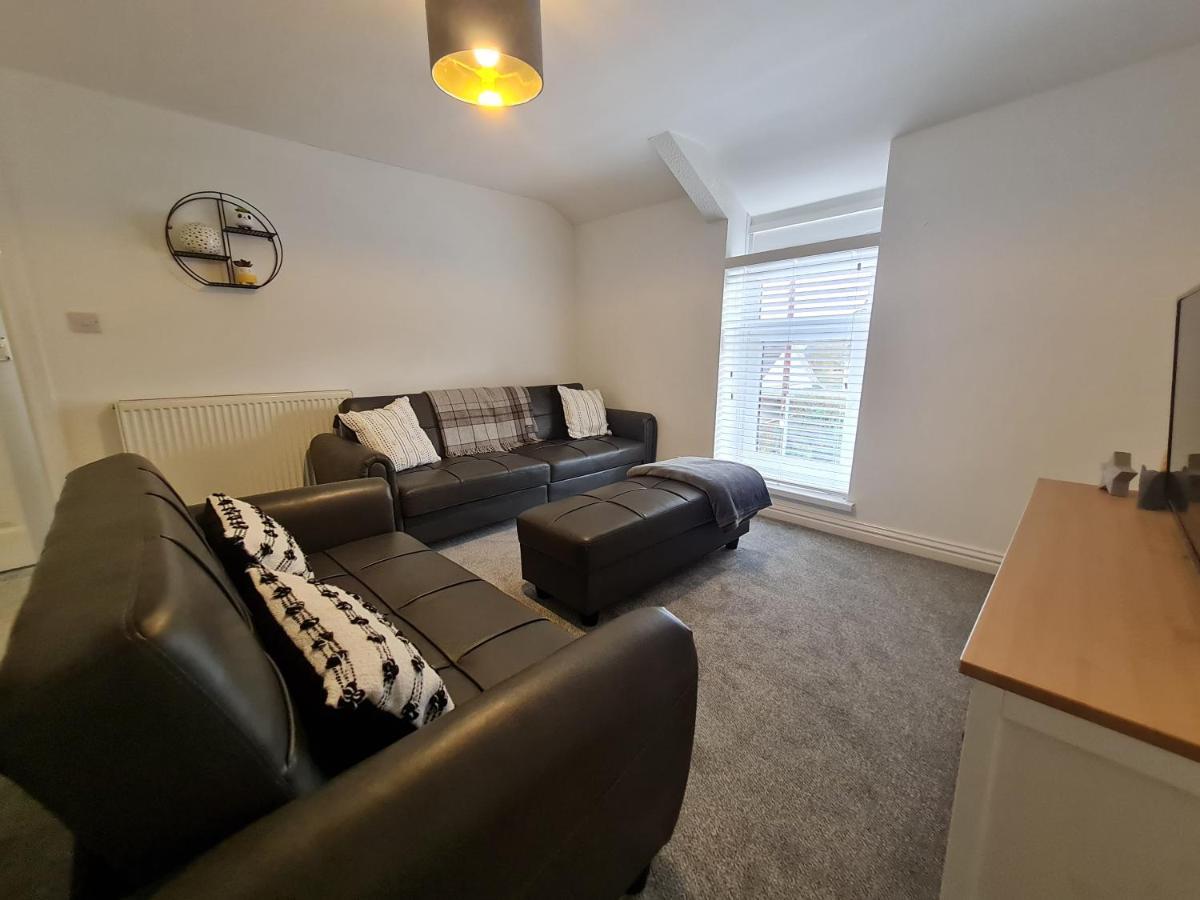 Perfect Location 3 Bed Serviced Apartment With Bike Storage For Bpw. Close To Brecon Beacons Merthyr Tydfil Eksteriør bilde